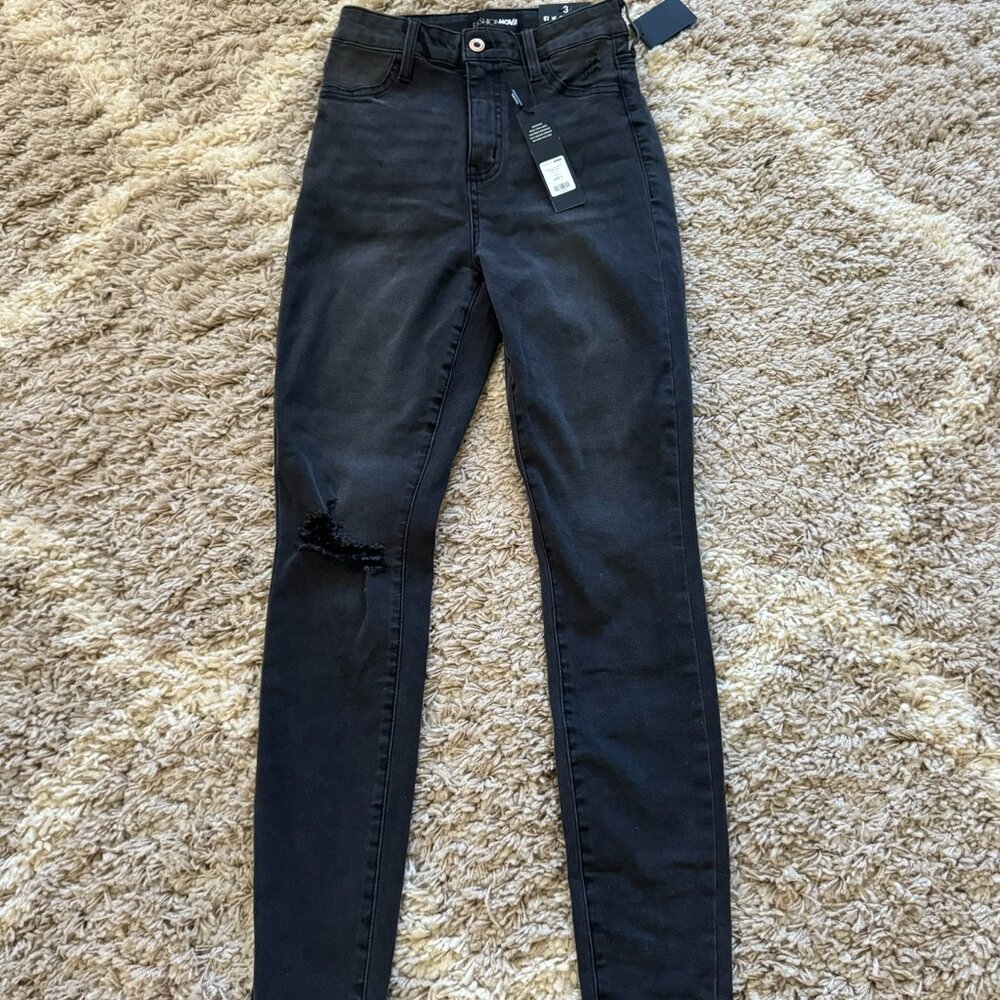 Stretch Curvy Ripped Skinny Jean - Picture 1 of 6